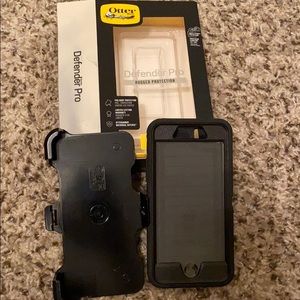 Black iPhone 7/8 Otterbox